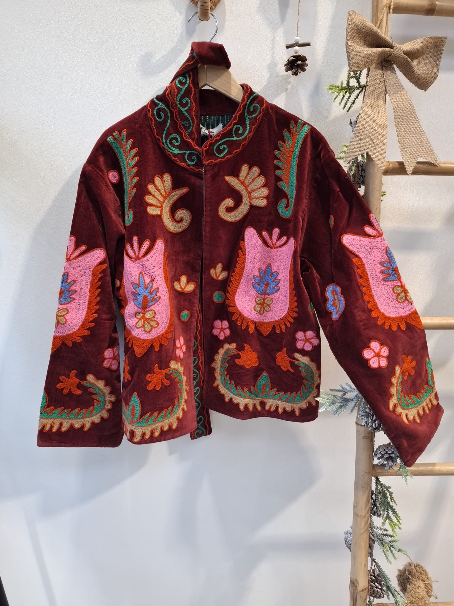 Veste brodée