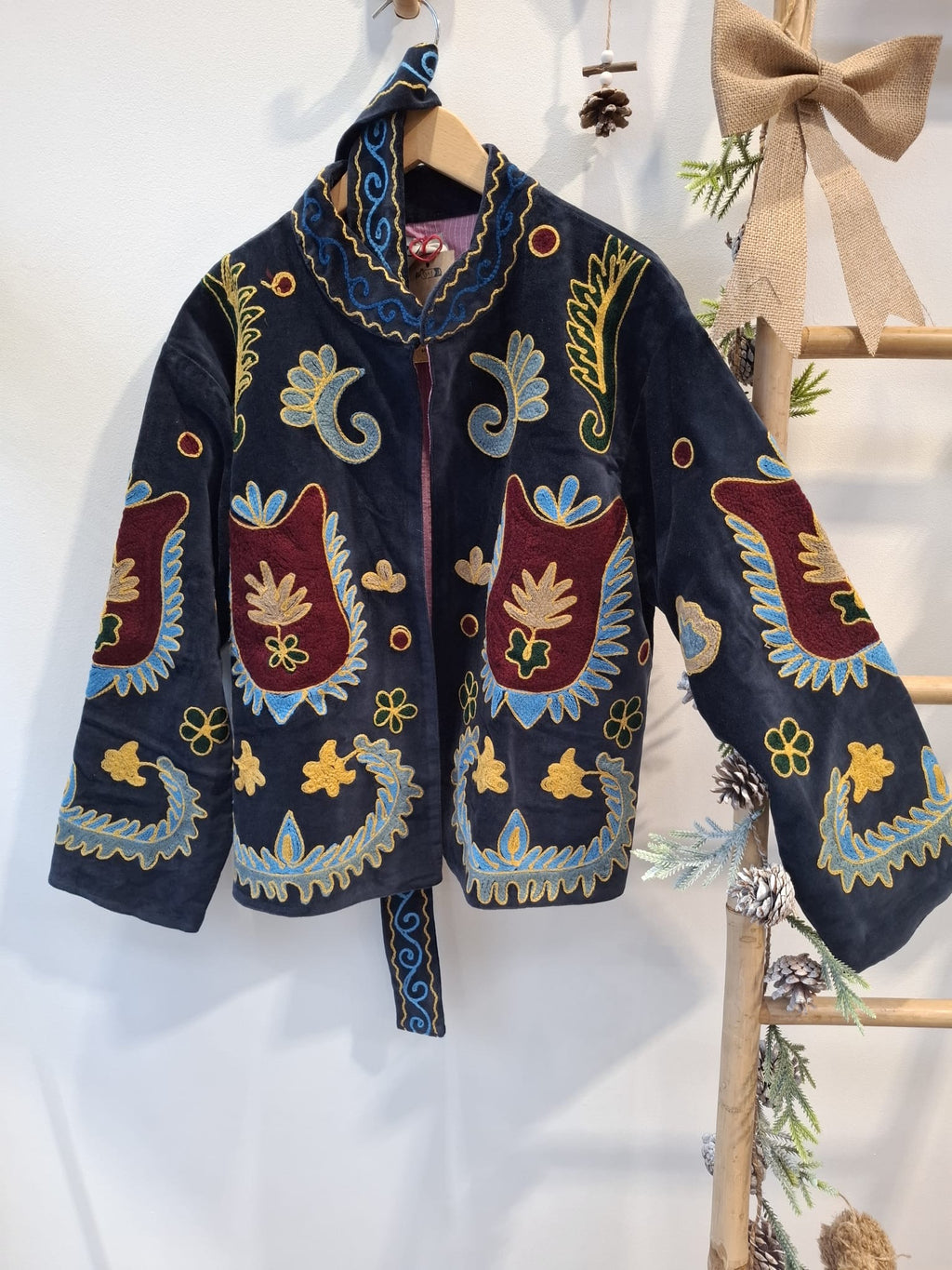 Veste brodée