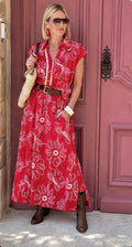 Ensemble chemise et jupe brodée